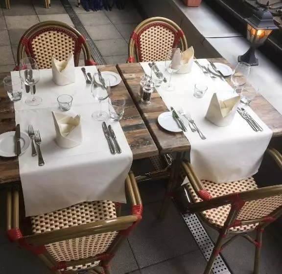 هتل Zunfthaus Zur Rebleuten