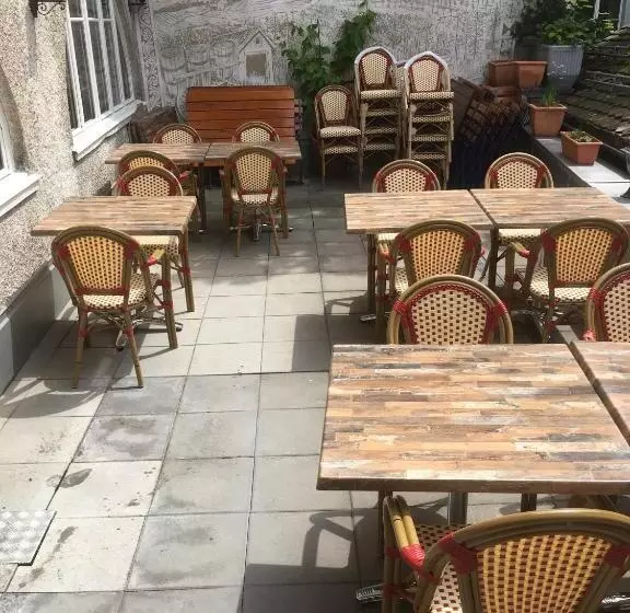 هتل Zunfthaus Zur Rebleuten