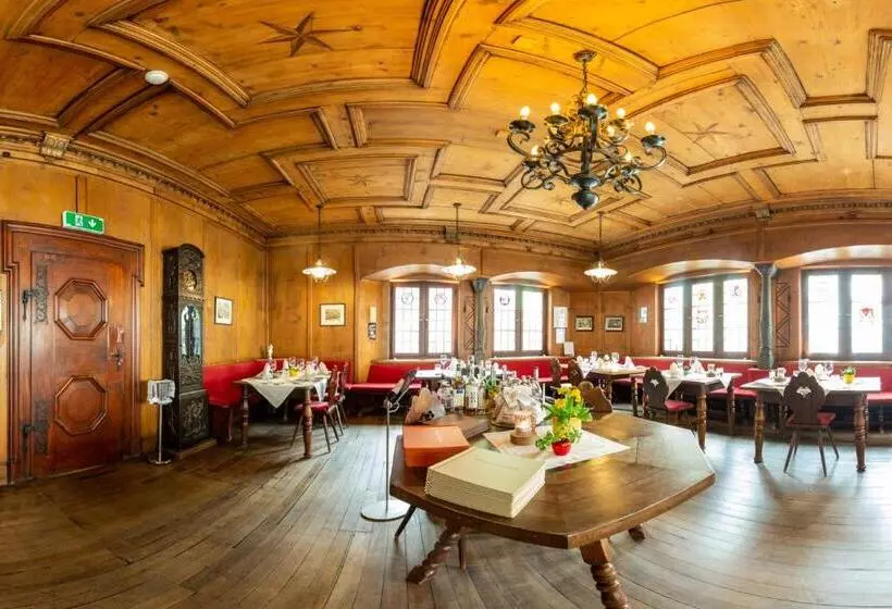 هتل Zunfthaus Zur Rebleuten