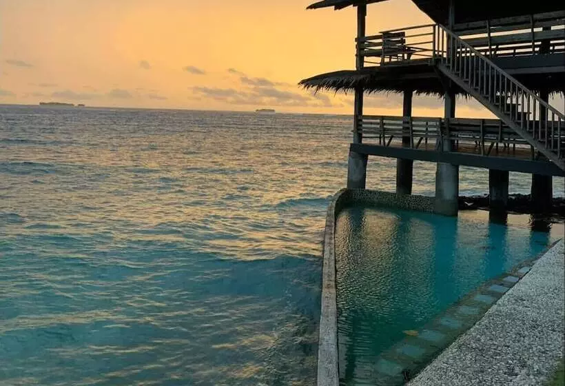 Ocean 101 Beach Resort