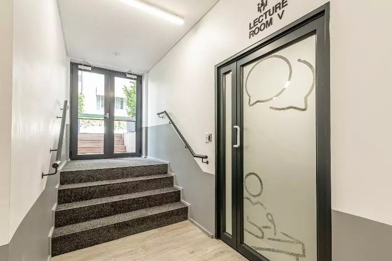 هتل One Thibault Residence