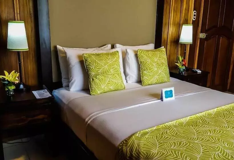 هتل Tangara Arenal