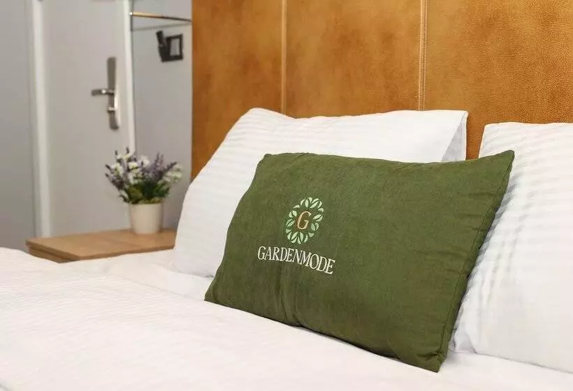 Aamiaismajoitus (B&B) Garden Mode Airport