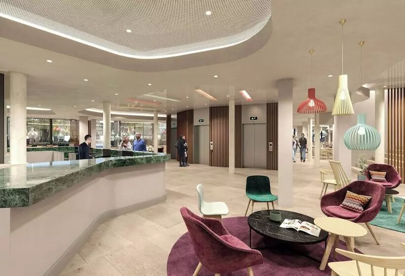 هتل Hampton By Hilton Vienna City West