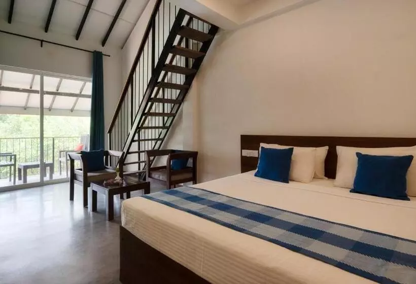 هتل Lario Resort Sigiriya