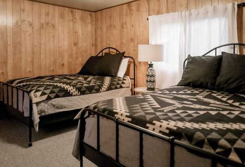 Отель Oak Knoll Unit 4 #2403