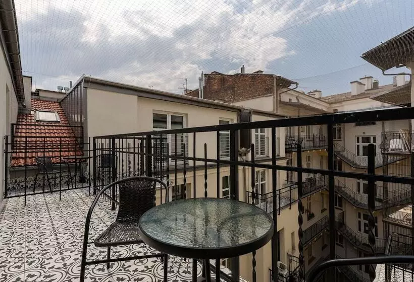 هتل Saint Florian S Suites   Old Town Luxury