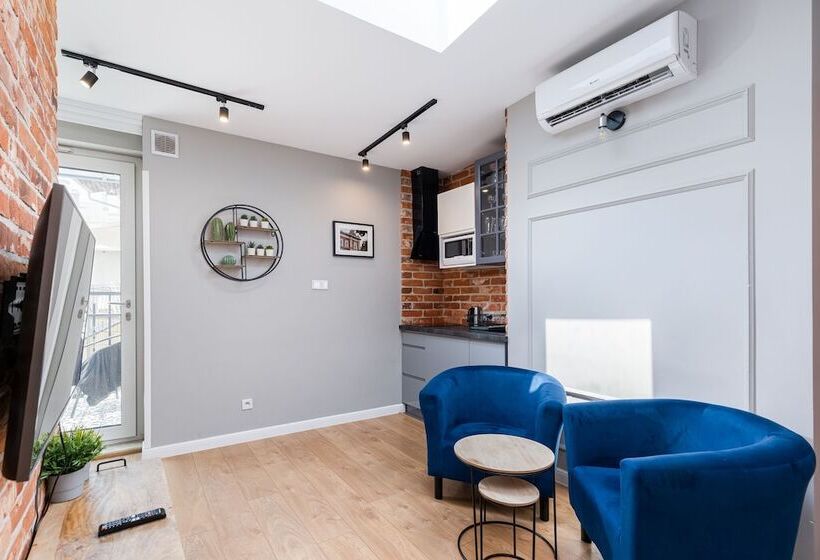 Отель Saint Florian S Suites   Old Town Luxury