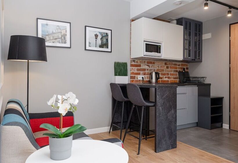 Отель Saint Florian S Suites   Old Town Luxury