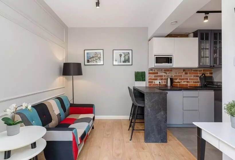 هتل Saint Florian S Suites   Old Town Luxury
