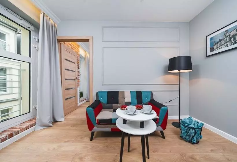 هتل Saint Florian S Suites   Old Town Luxury