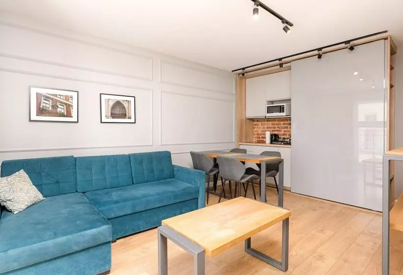 هتل Saint Florian S Suites   Old Town Luxury