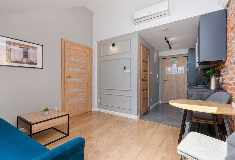 Отель Saint Florian S Suites   Old Town Luxury