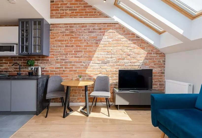 هتل Saint Florian S Suites   Old Town Luxury