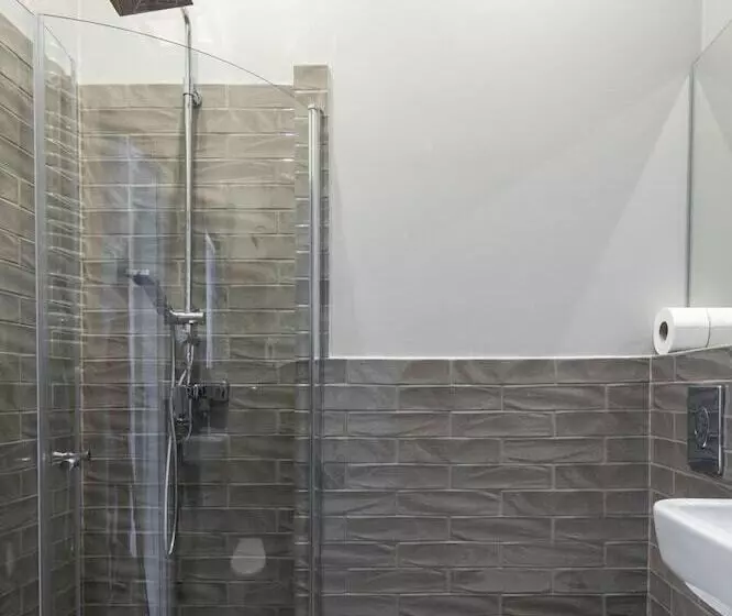 هتل Saint Florian S Suites   Old Town Luxury
