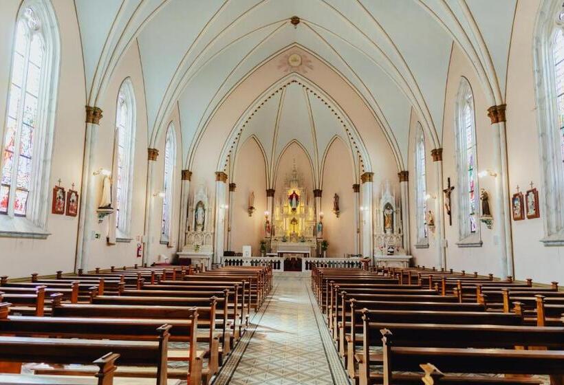 Mosteiro Hotel De Charme Próximo Ao Vale Dos Vinhedos