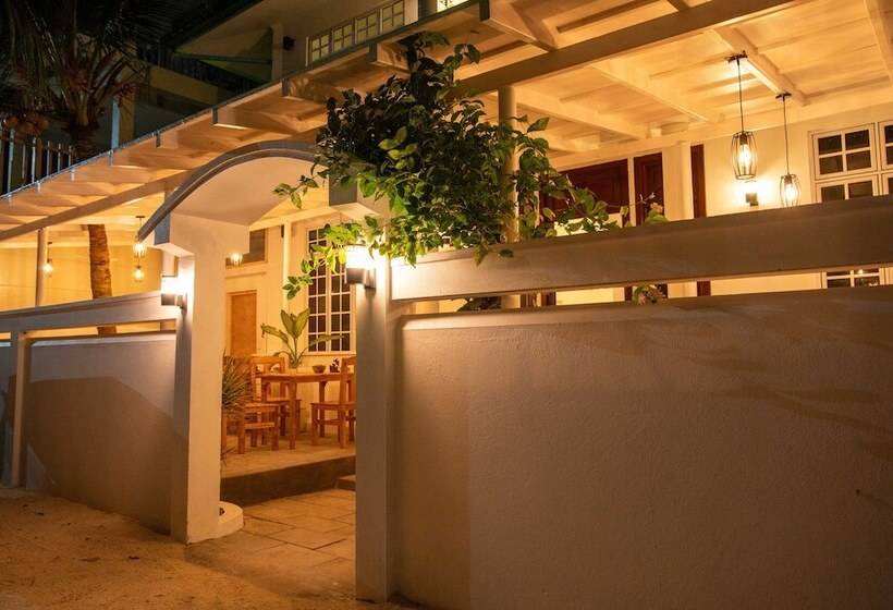 پانسیون Biosphere Inn Maldives