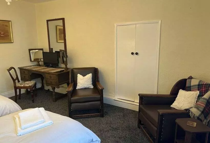 Majatalo Lucy Cross Guest House