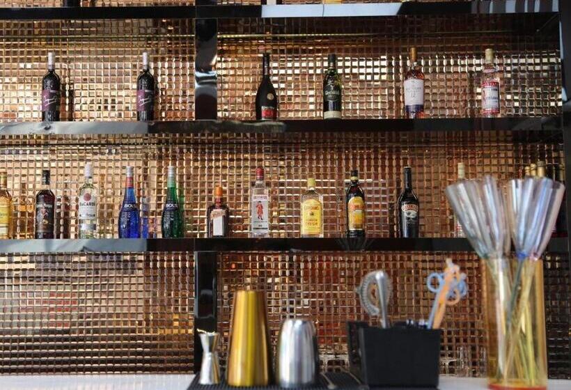 Chao Man Hotel   Guangzhou Railway Station Sanyuanli Metro Station