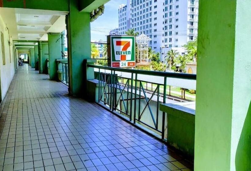 הוסטל Get Inn Backpackers