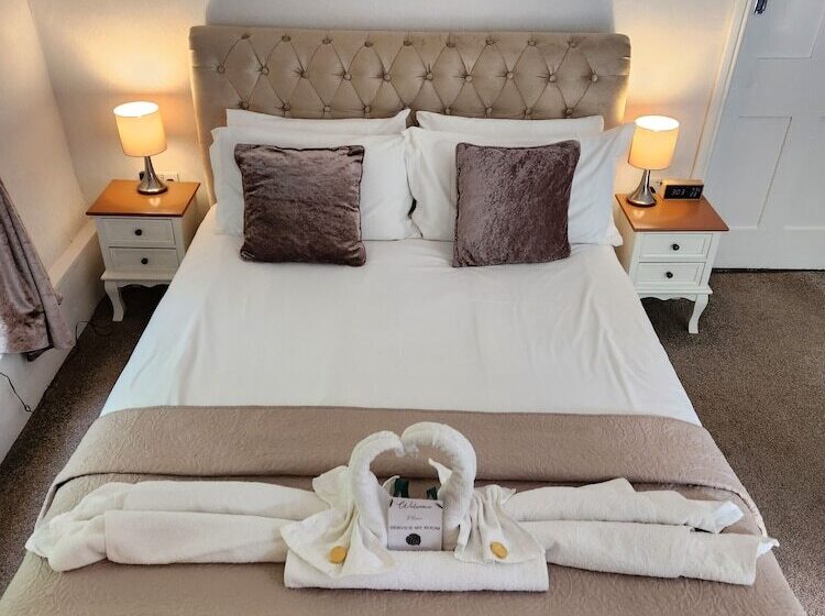 Bed and Breakfast Mulgrave Country Cottage