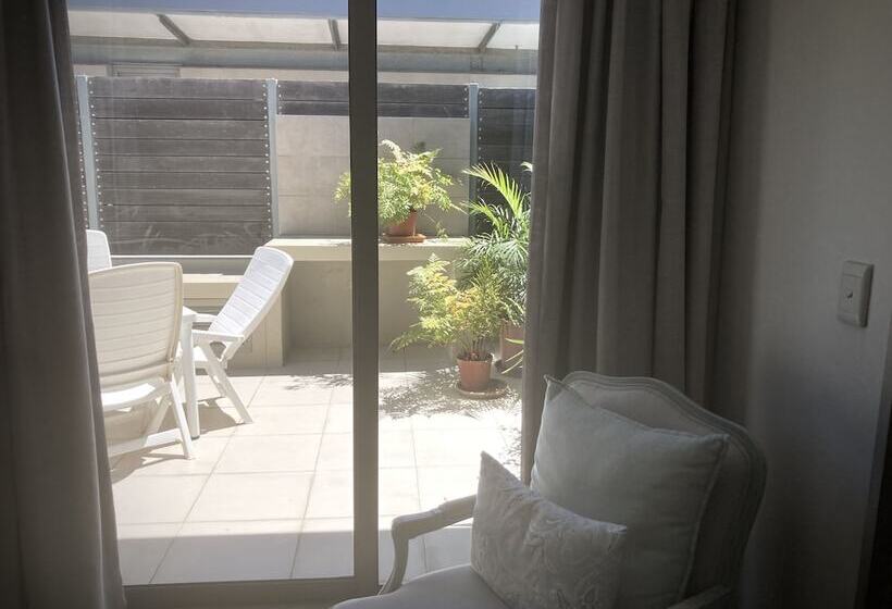 The Quadrant Apartments