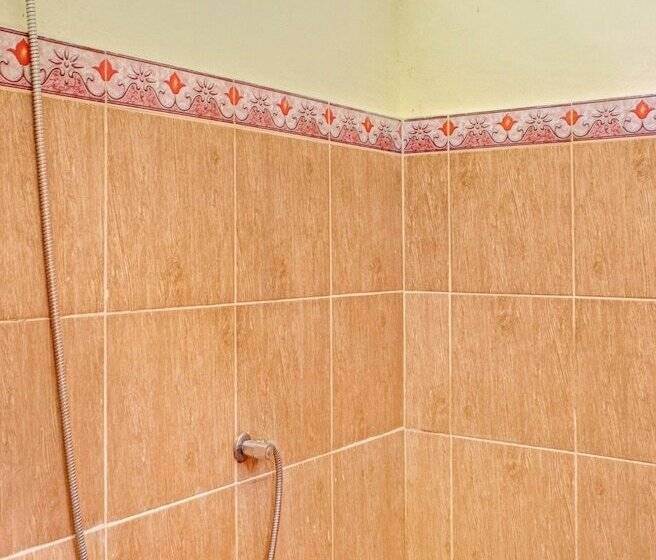 Отель Aman By Oyo Rooms