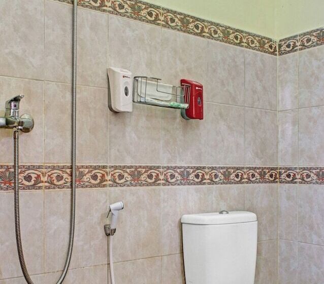 Отель Aman By Oyo Rooms