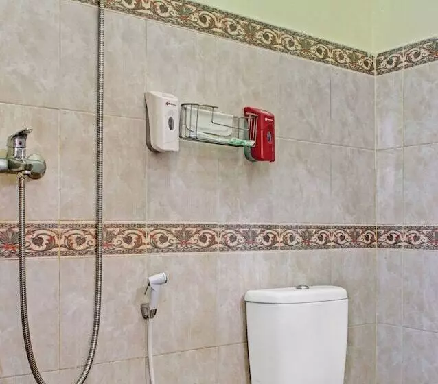 ホテル Aman By Oyo Rooms