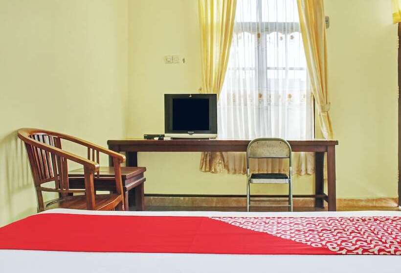 Отель Aman By Oyo Rooms