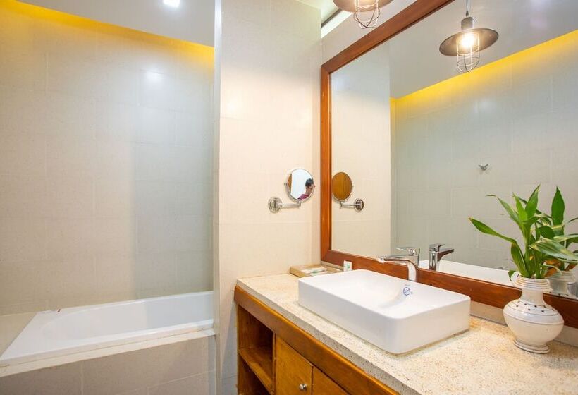 ホテル Cambana La Riviere Boutique