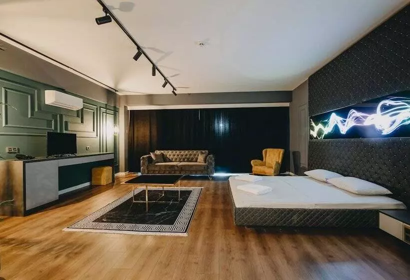 ホテル Enna Sui̇t