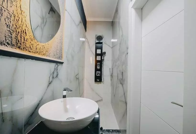 ホテル Enna Sui̇t