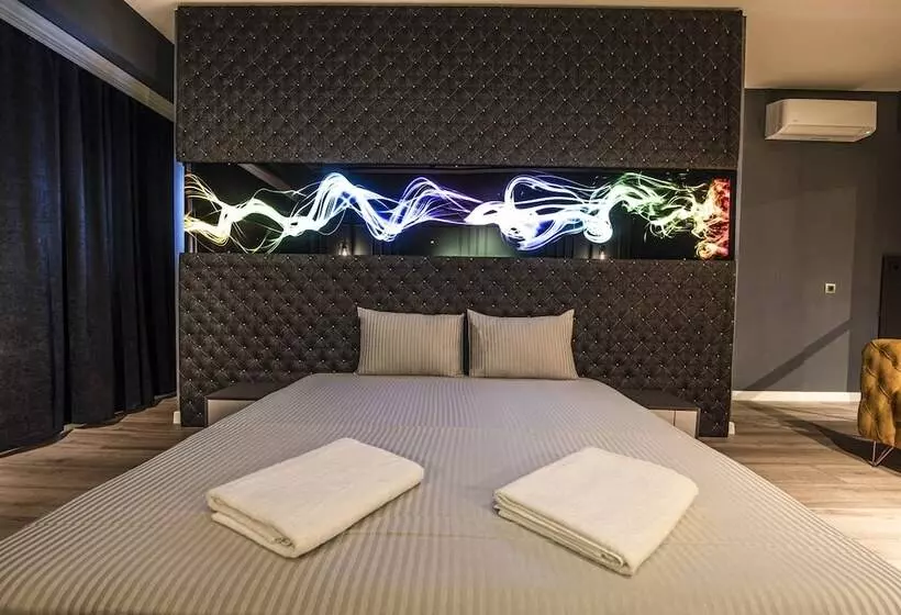 ホテル Enna Sui̇t