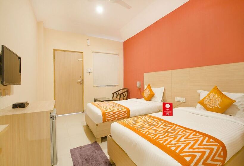 Hotel First Transit By Oyo