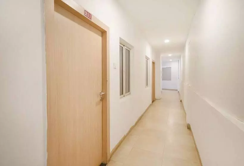 ホテル First Transit By Oyo