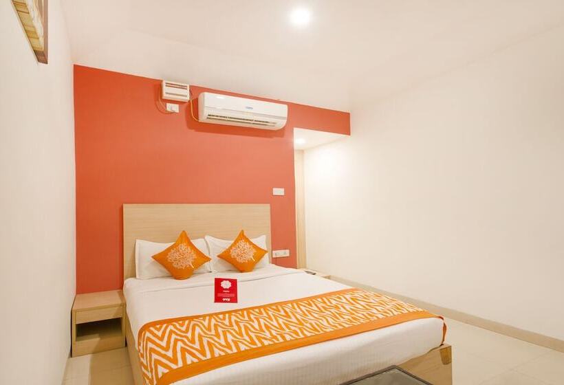 Hotel First Transit By Oyo