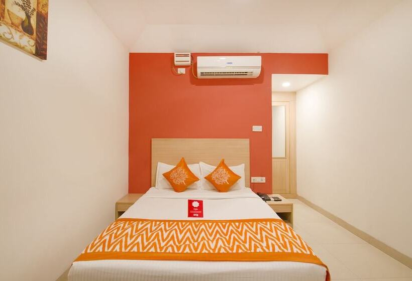 Hotel First Transit By Oyo