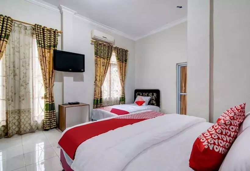 Hotelli Kost Syari'ah Panam By Oyo