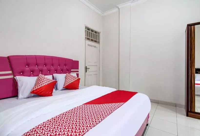 Hotelli Kost Syari'ah Panam By Oyo