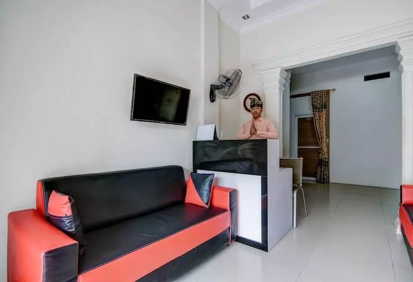 Hotelli Kost Syari'ah Panam By Oyo