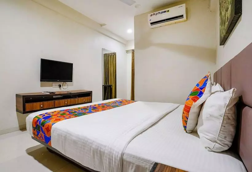 Fabhotel La Victoria