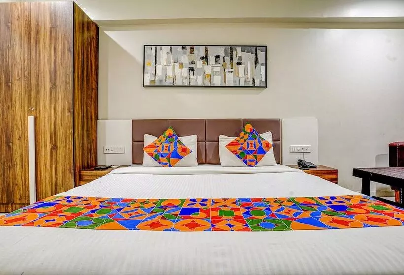 Fabhotel La Victoria