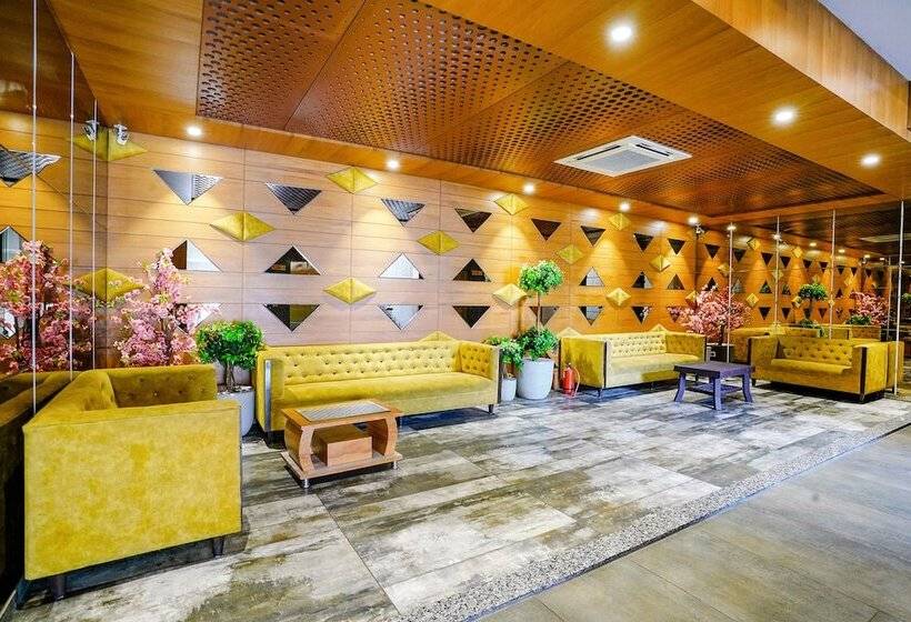 Fabhotel La Victoria