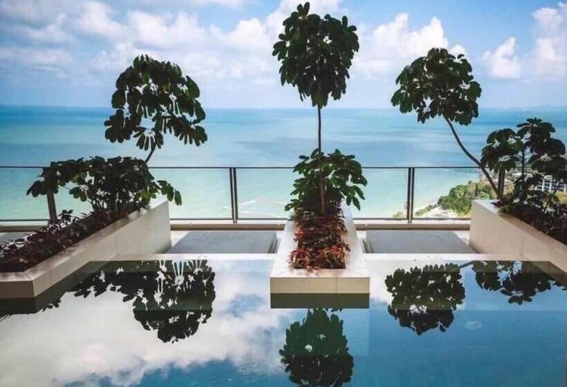 Otel Northpoint Pattaya With Sea View