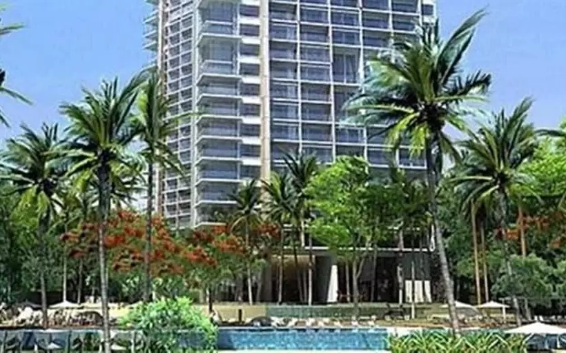 Hotelli Northpoint Pattaya With Sea View