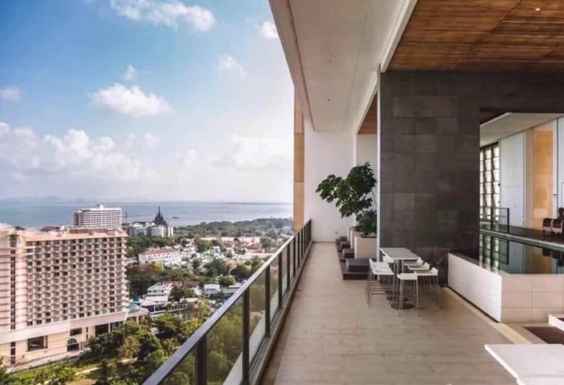 Otel Northpoint Pattaya With Sea View