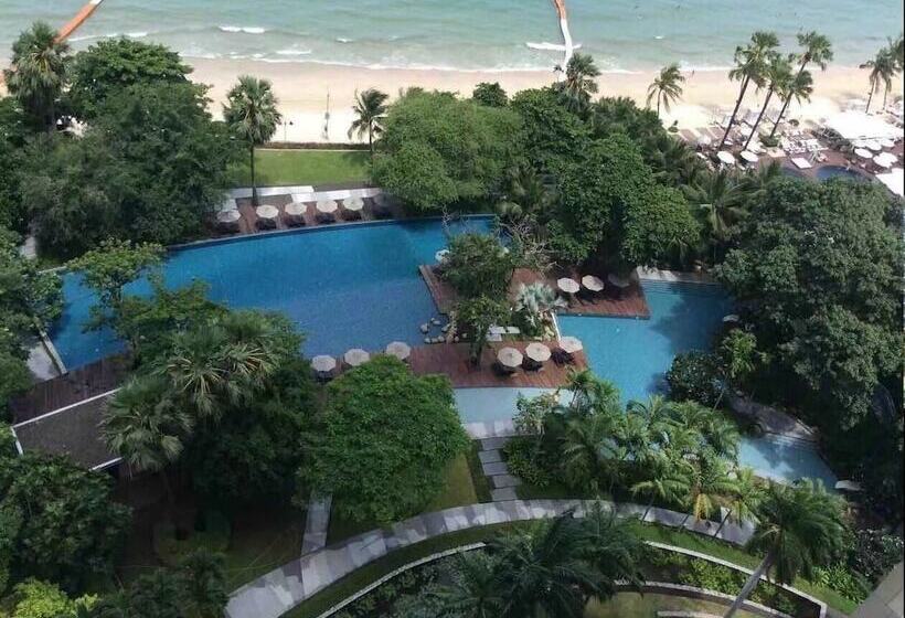 Otel Northpoint Pattaya With Sea View