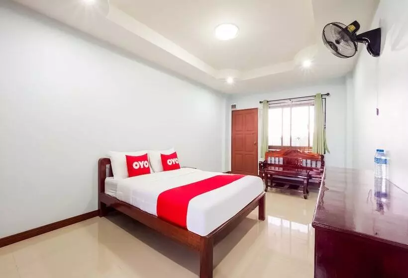 ホテル Oyo 1087 Udom Khomkham Apartment