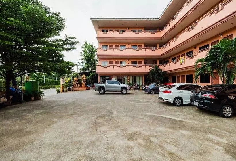 ホテル Oyo 1087 Udom Khomkham Apartment